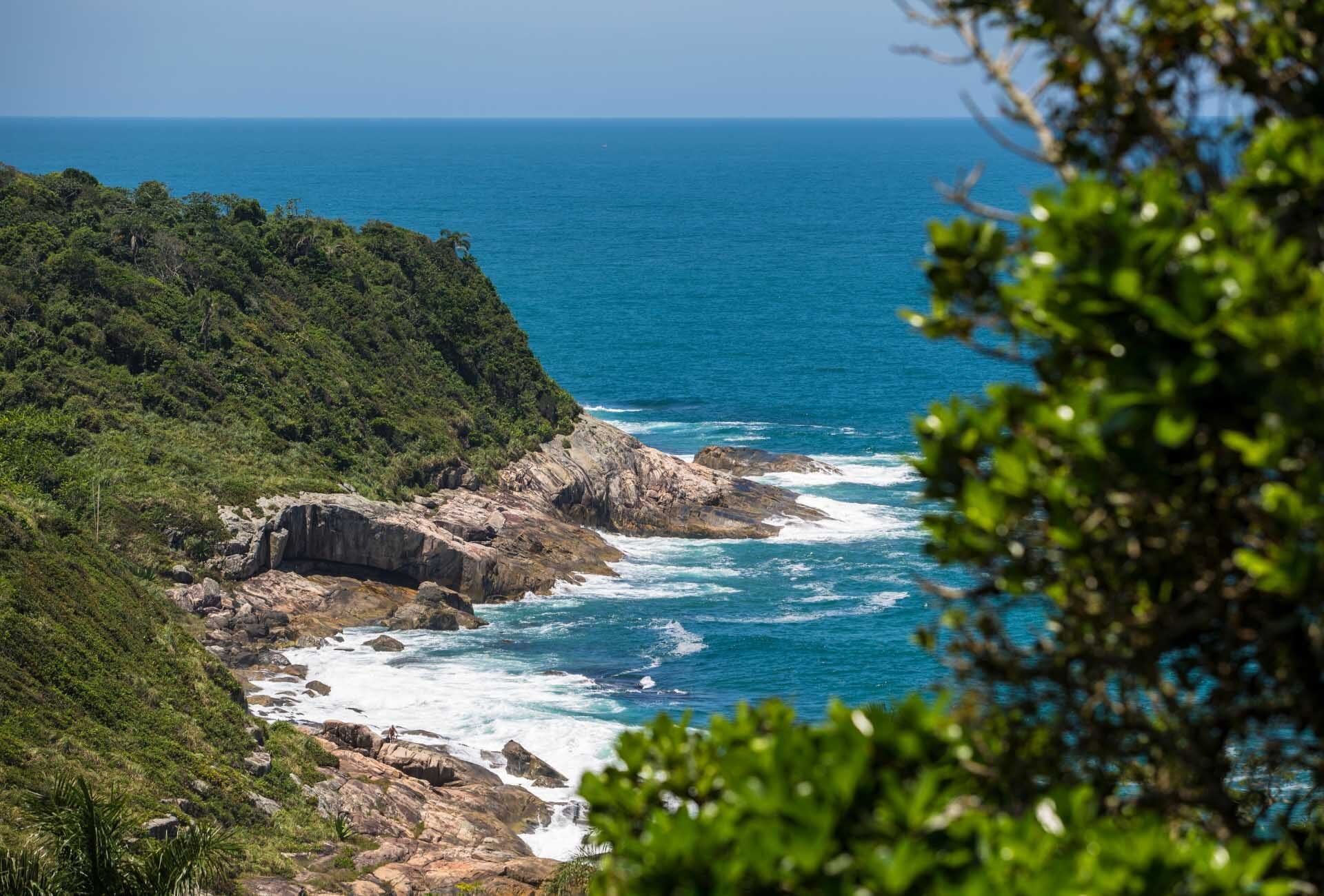 Explore Internationally Certified Quality Beaches in Balneário Camboriú — How to Get There?