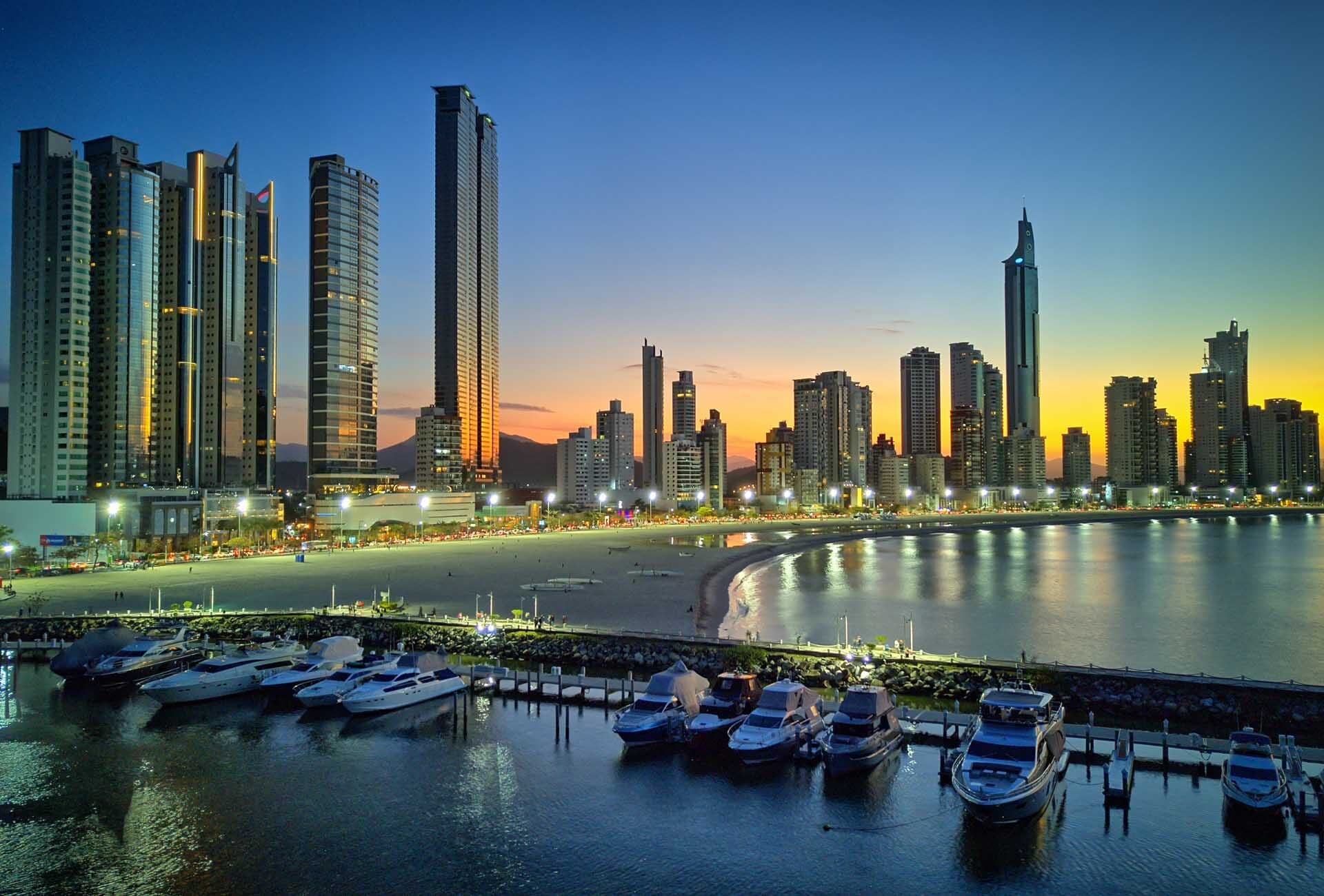 Explore Internationally Certified Quality Beaches in Balneário Camboriú — Moving on to Estaleiro