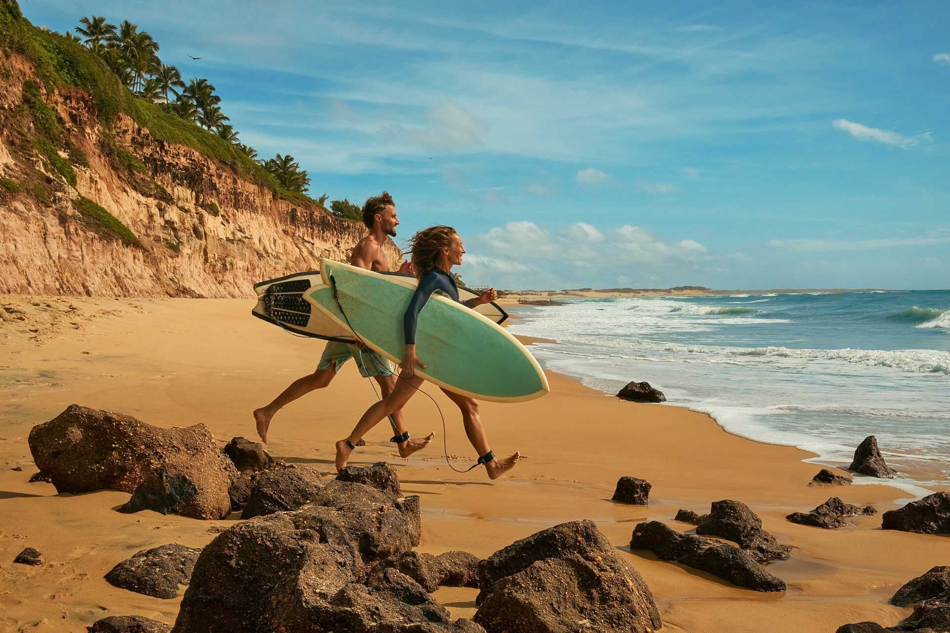Surfen in Brasilien: Must-Visit-Ziele für Wellenliebhaber